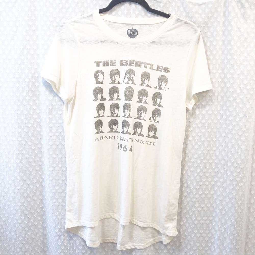 BEATLES BAND TEE MEDIUM